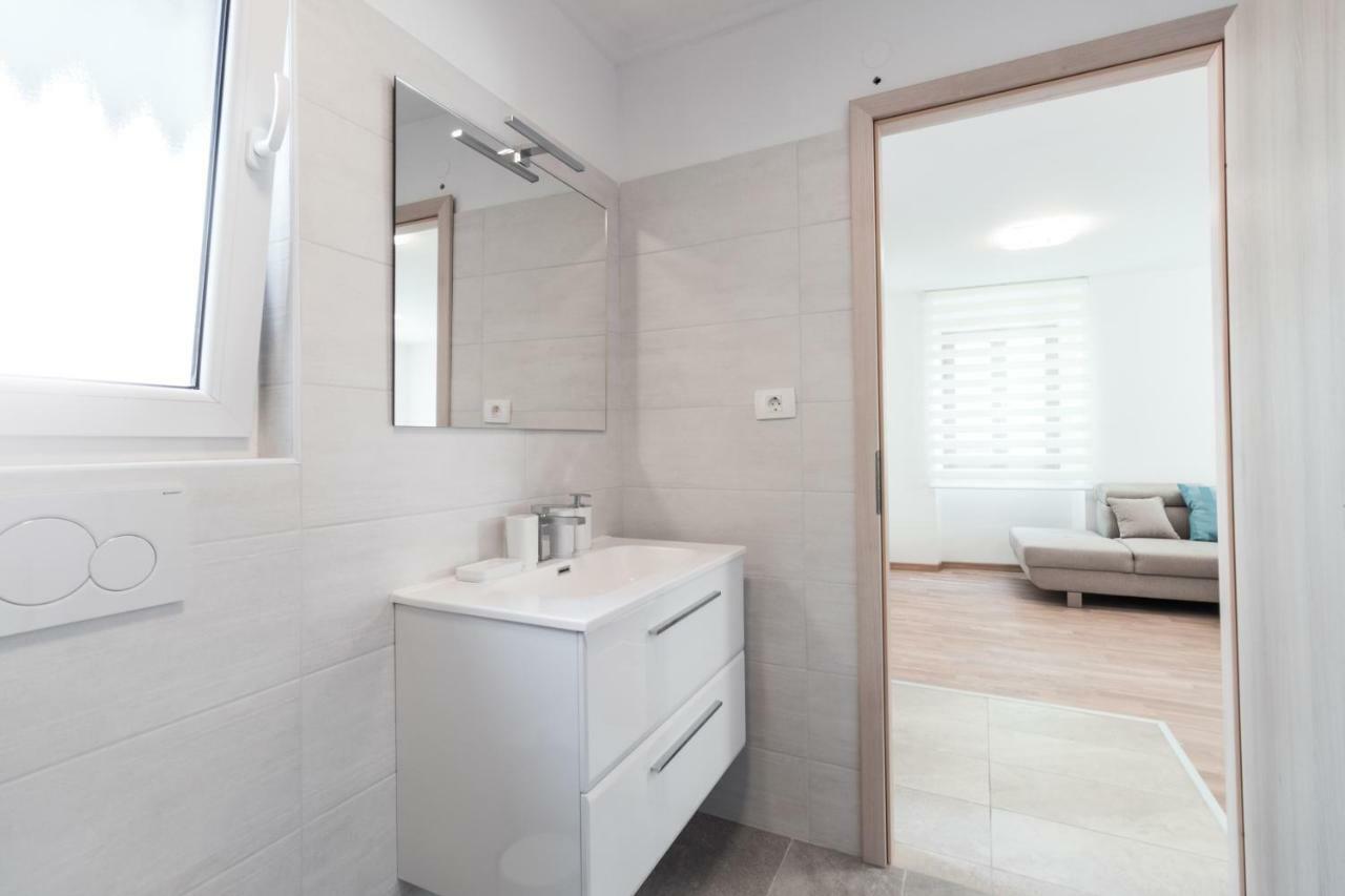 Apartments Amavi อิซอลา ภายนอก รูปภาพ